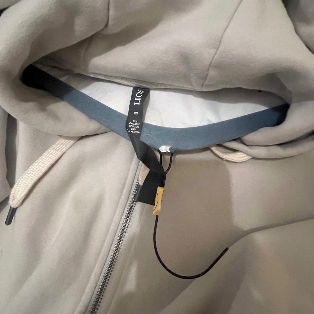 Vuori zip up hoodie